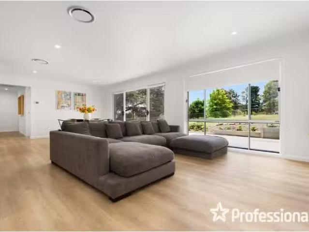 New 19A Nelson Street, Raglan House for rent Listed by Proper.