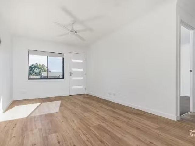For Rent! 10/103 Oates Avenue, Holland Park, QLD 4121