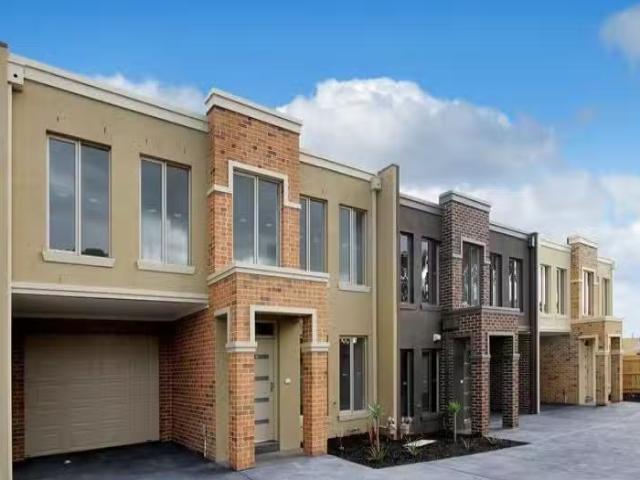 Deal! 10/191 Gordons Road, South Morang VIC 3752