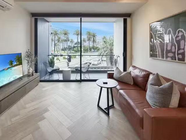 Just in! 104/72 Acland Street, St Kilda, VIC 3182
