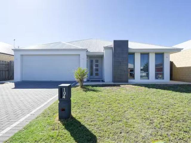Cozy 104 Sapphire Chase, Wellard, WA 6170
