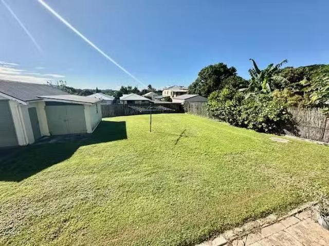 Rental! 104 South Station Road, Silkstone, QLD 4304