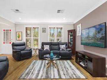 Nice 104A Courtney Road, Padstow House for rent Listed by Geo.