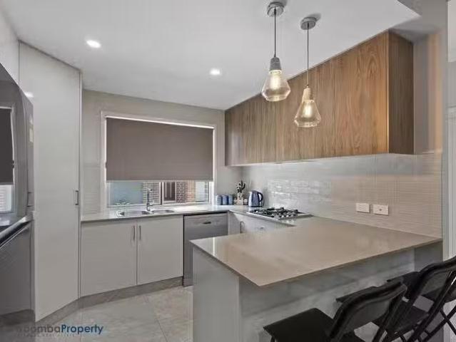 Nice 10/565 Hume Street, Kearneys Spring, QLD 4350