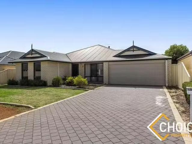 Deal! 106 Sheffield Road, Wattle Grove, WA 6107