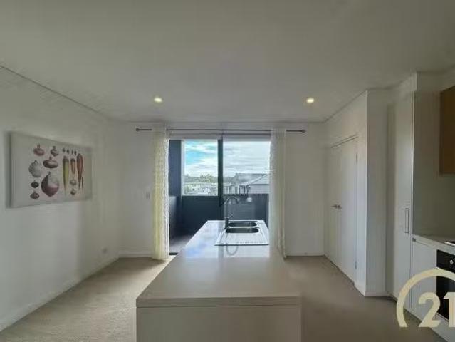 Cozy 108/28 Satinwood Crescent, Bonnyrigg, NSW 2177