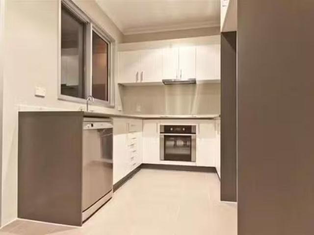 Rental! 10/8B River Fig Avenue, Kununurra, WA 6743