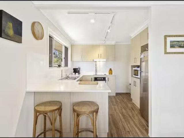 Unique 10 Catto Street, Centenary Heights, QLD 4350