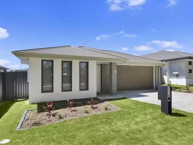Deal! 10 Emerald Street, Pallara, QLD 4110