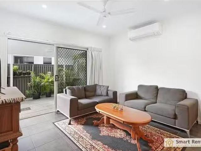 Unique 10 Hurricane Street, Oonoonba, QLD 4811