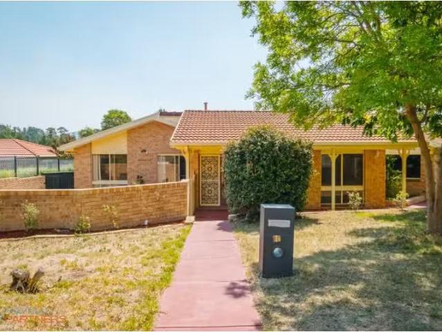 Cheap 10 Rule Street, Isaacs House for rent Listed by Annette.