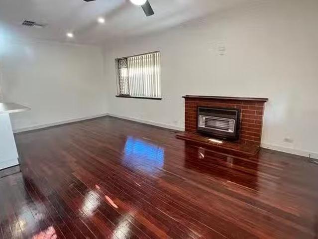 Nice 10 Rennington Street, Dianella, WA 6059