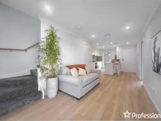 For Rent! 1/101A Hillcrest Avenue, SOUTH NOWRA Townhouse for r.