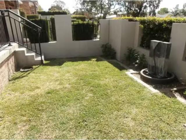 For Rent! 1/10 14 Marion Street, Gymea Townhouse for rent Li.
