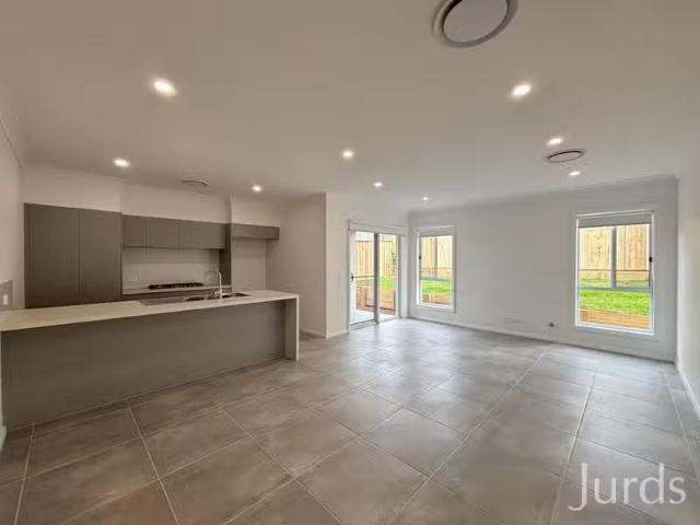 Unique 1/117 Pillar Street, Bellbird NSW 2325