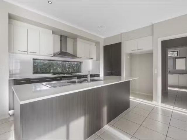 Deal! 1/119 Yarana Drive, Mount Helen Townhouse for rent List.