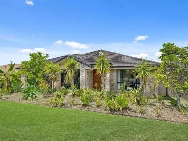 Deal! 1/11 Charlton Crescent, Ormeau, QLD 4208