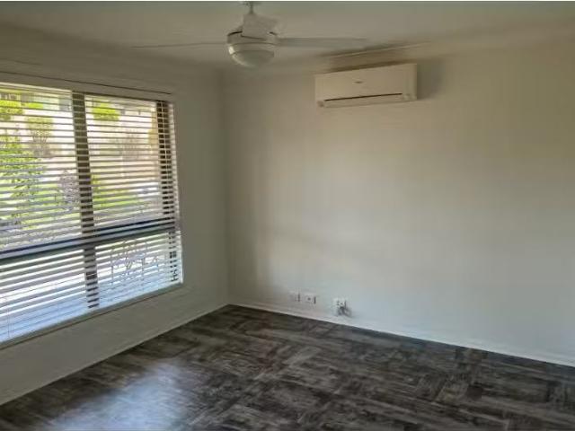 Charming 1/12 Harriet Close, Raymond Terrace Townhouse for ren.