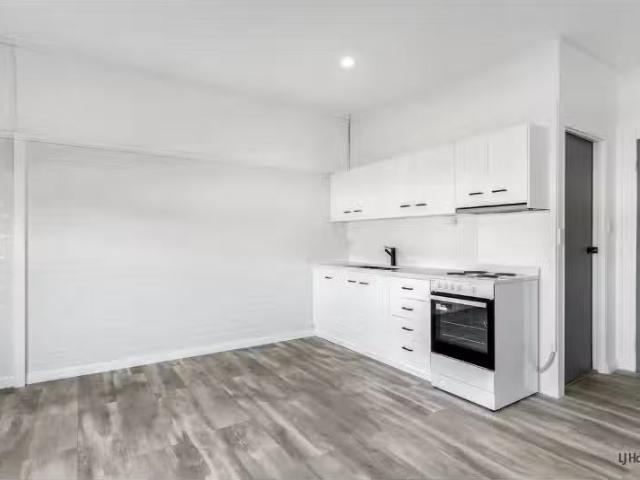 Charming 1/12 Hayter Street, Currumbin Waters Apartment for re.
