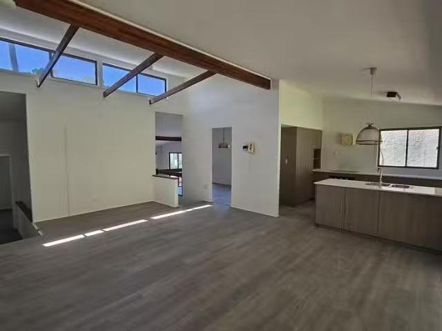 New 112 Mountain Street, Mount Gravatt, QLD 4122