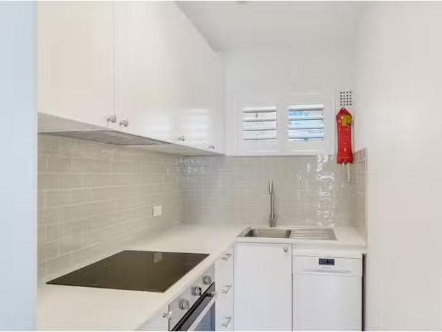 New 11/4 8 Kareela Road, Cremorne Point Apartment for rent Li.