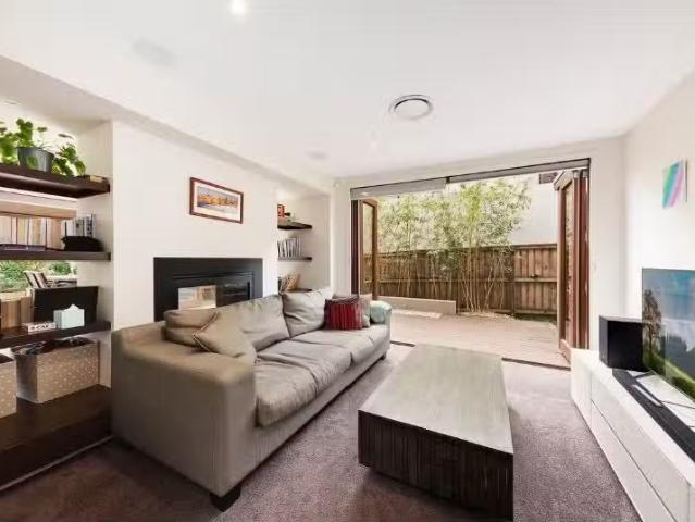Cheap 115 Edinburgh Road, CASTLECRAG House for rent Listed by.