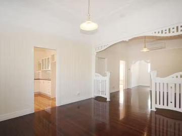 Deal! 115 Norman Avenue, Norman Park, QLD 4170