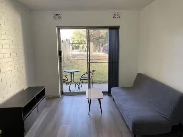 Deal! 1/161 Holland Street, Fremantle, WA 6160