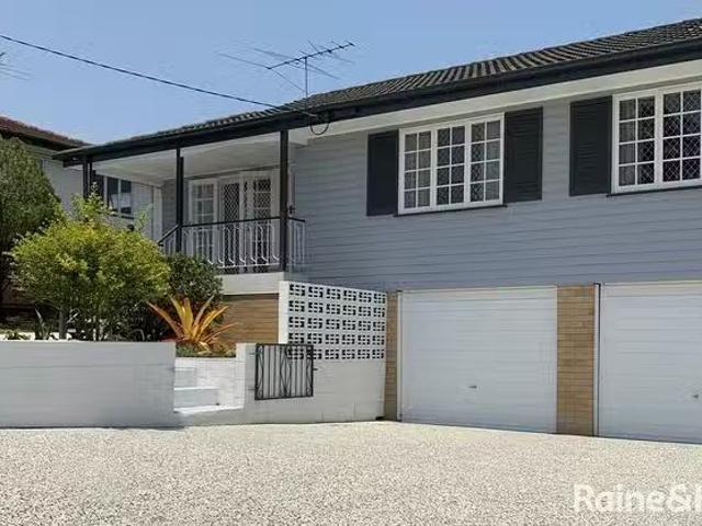 Nice 11 Mirang Street, Mansfield, QLD 4122