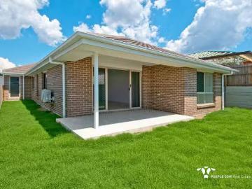 Nice 11 Naren Street, Spring Mountain, QLD 4300