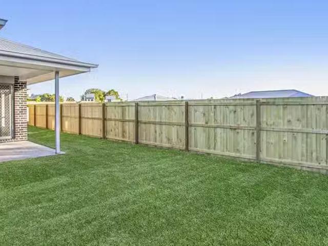 Just in! 11 Albyn Place, Glass House Mountains, QLD 4518