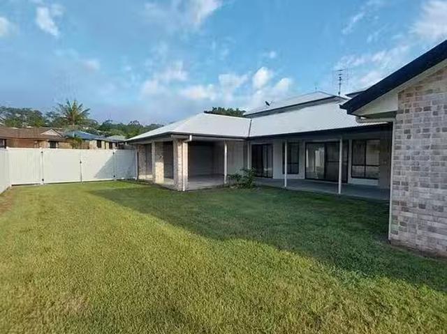 Nice 11 Cavella Drive, Glen Eden, QLD 4680