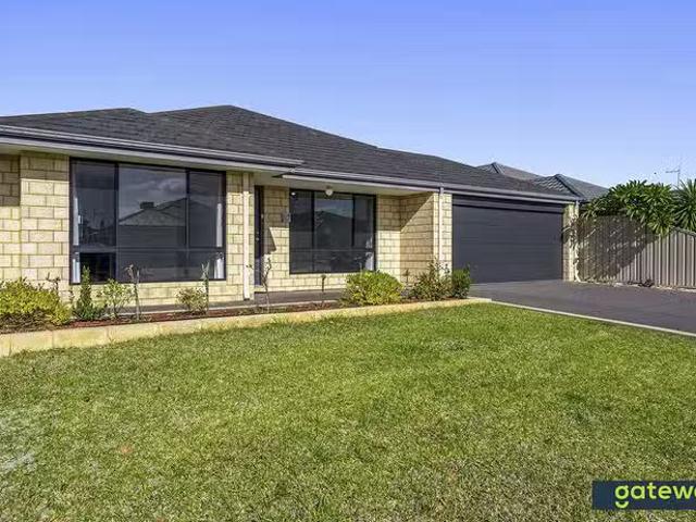 Deal! 11 Ponderosa Road, Aubin Grove, WA 6164