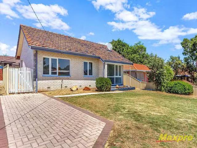 Deal! 11A Boxley Place, Langford, WA 6147
