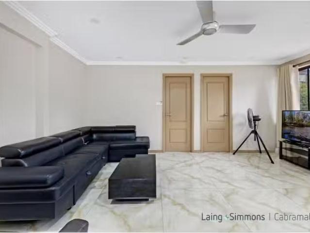 Charming 11B Bonham Street, Canley Vale Townhouse for rent Li.