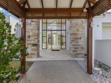 Deal! 121 Marina Boulevard, Banksia Beach, QLD 4507