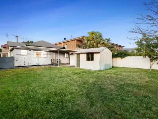 Just in! 125 Everton Street, Hamilton House for rent Listed b.