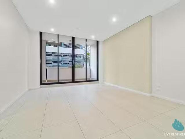 Nice 126/44 Church Avenue, Mascot, NSW 2020