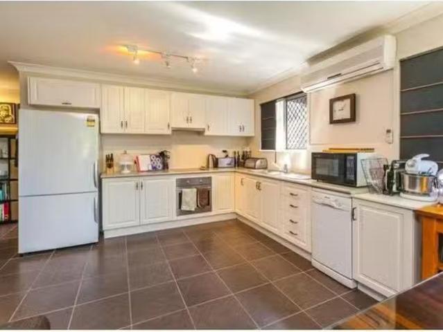 Nice 129 Venables Street, Frenchville, QLD 4701