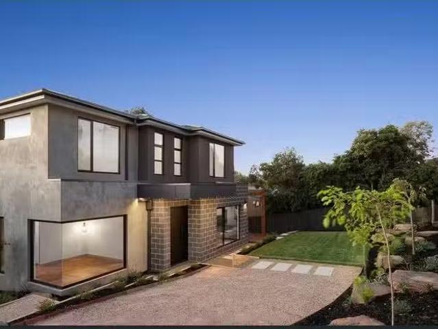 Unique 1/29 Para Road, Lower Plenty VIC 3093