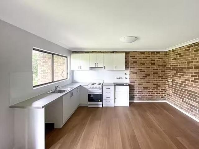 For Rent! 12 Mellor Lane, Katoomba House for rent Listed by T.