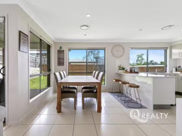Unique 12 Mirima Court, Waterford, QLD 4133