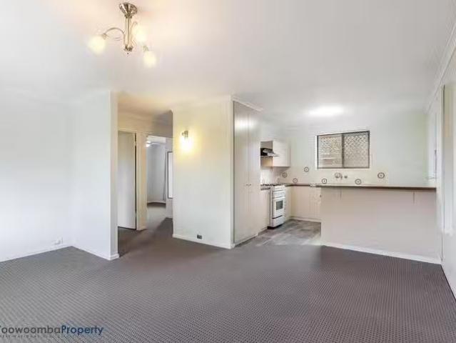 Nice 1/2 Olsen Street, Rangeville, QLD 4350