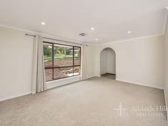 Nice 12 Allen Avenue, Mount Barker, SA 5251