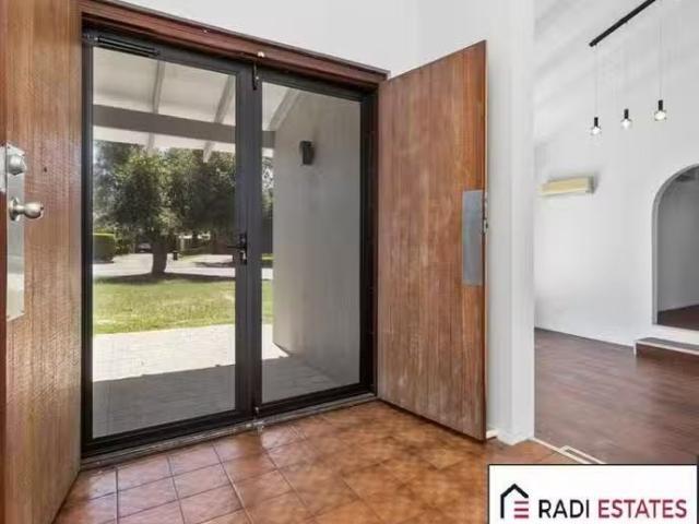 Rental! 12 Coulsen Close, Noranda, WA 6062