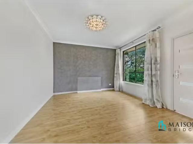New 12 Fraser Road, Normanhurst House for rent Listed by Alfr.