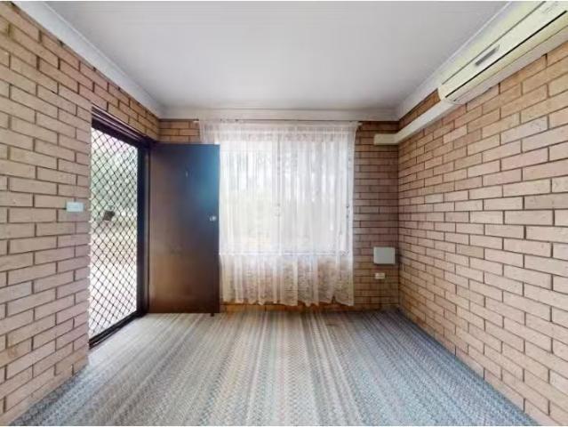 Cozy 1/30 Wakehurst Crescent, Metford Apartment for rent List.