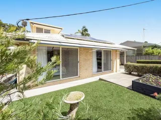Unique 1/30 Suller Street, Caloundra, QLD 4551