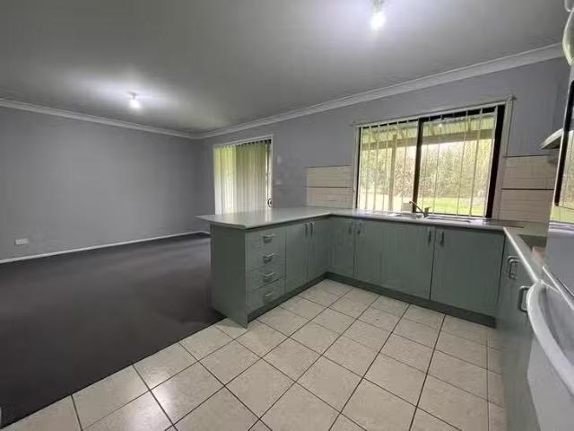 Unique 131 Hawthorne Road, Bargo, NSW 2574