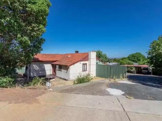 Cheap 131 South Western Highway, Armadale, WA 6112